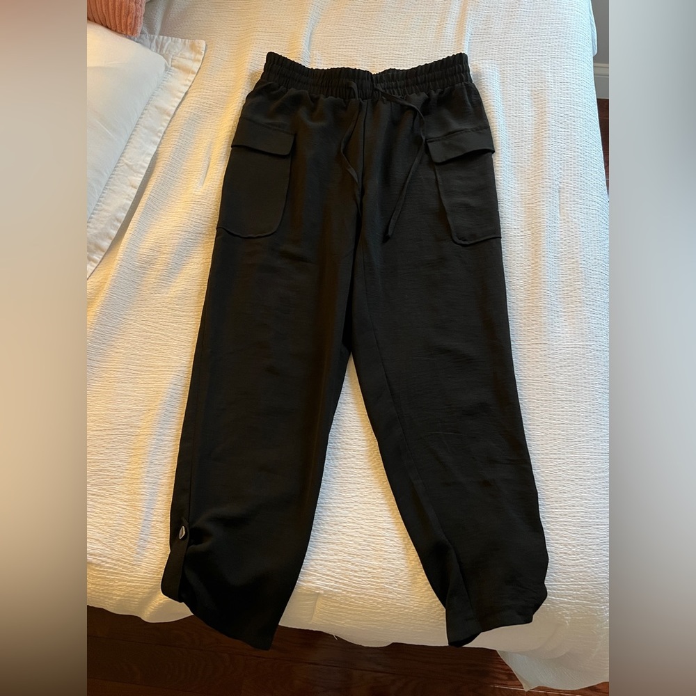 Black casual pants, flowy, used once